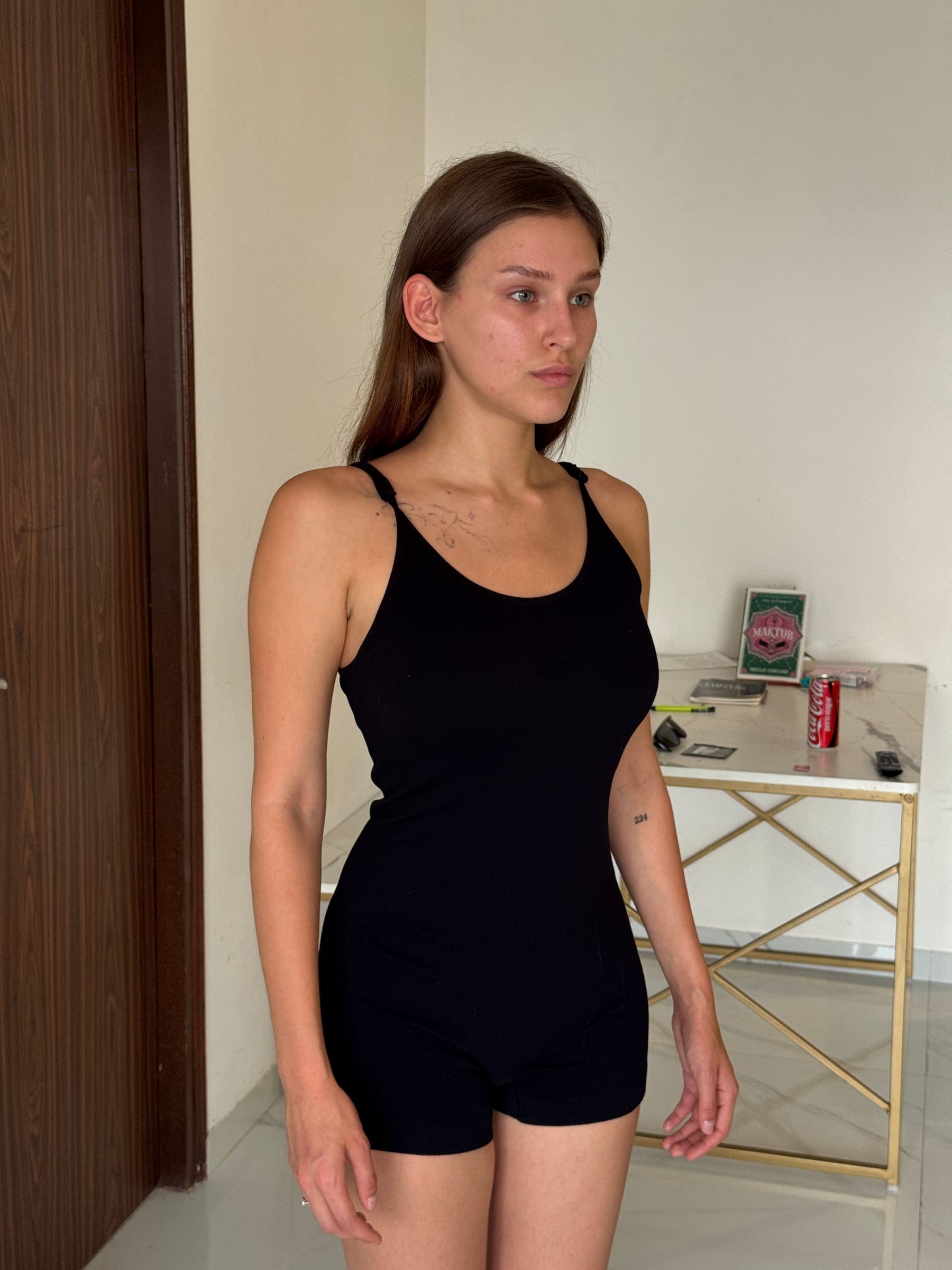 Valeria, portfolio image, AG Models