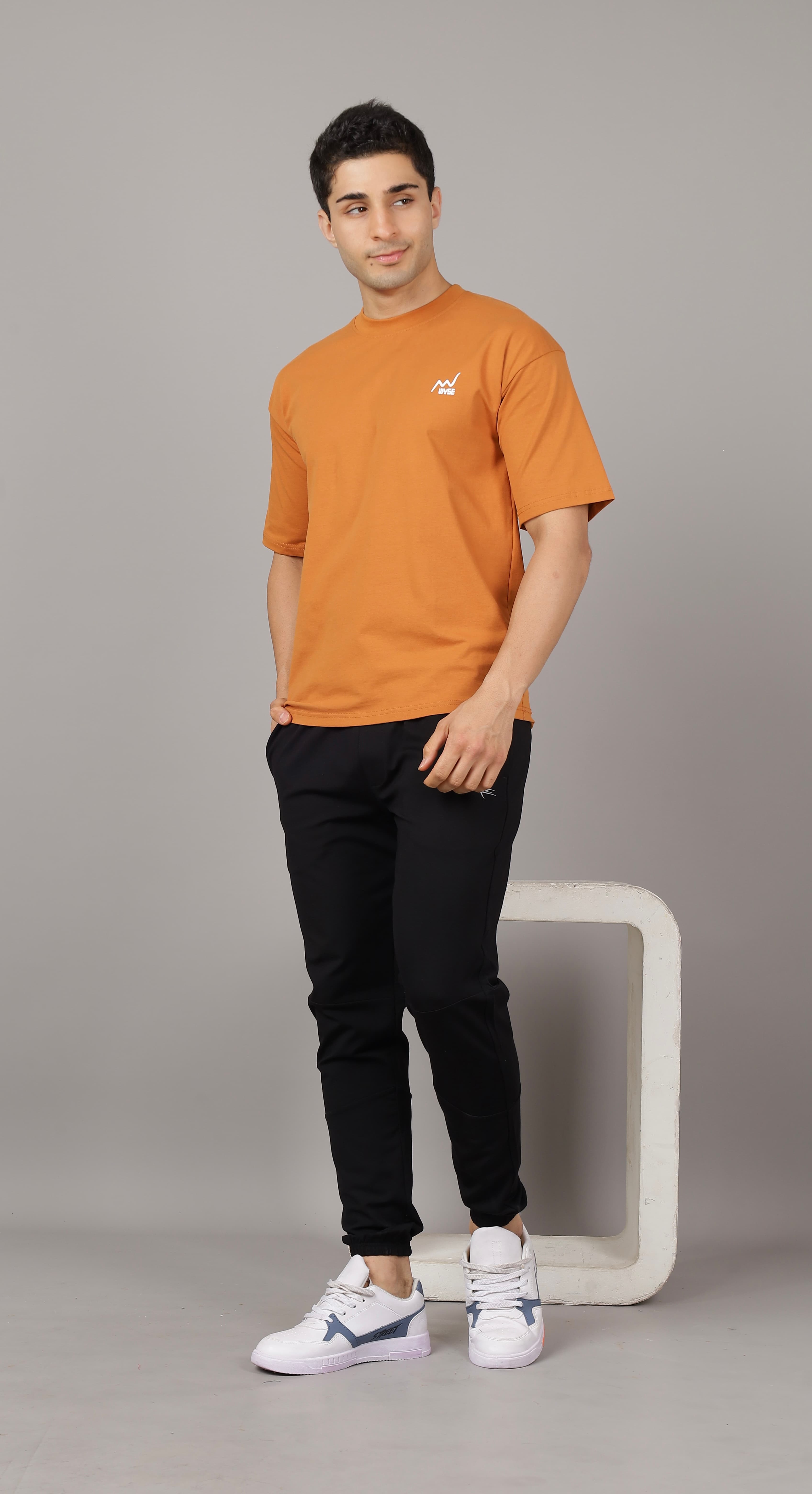Amos, 2026, AG Models