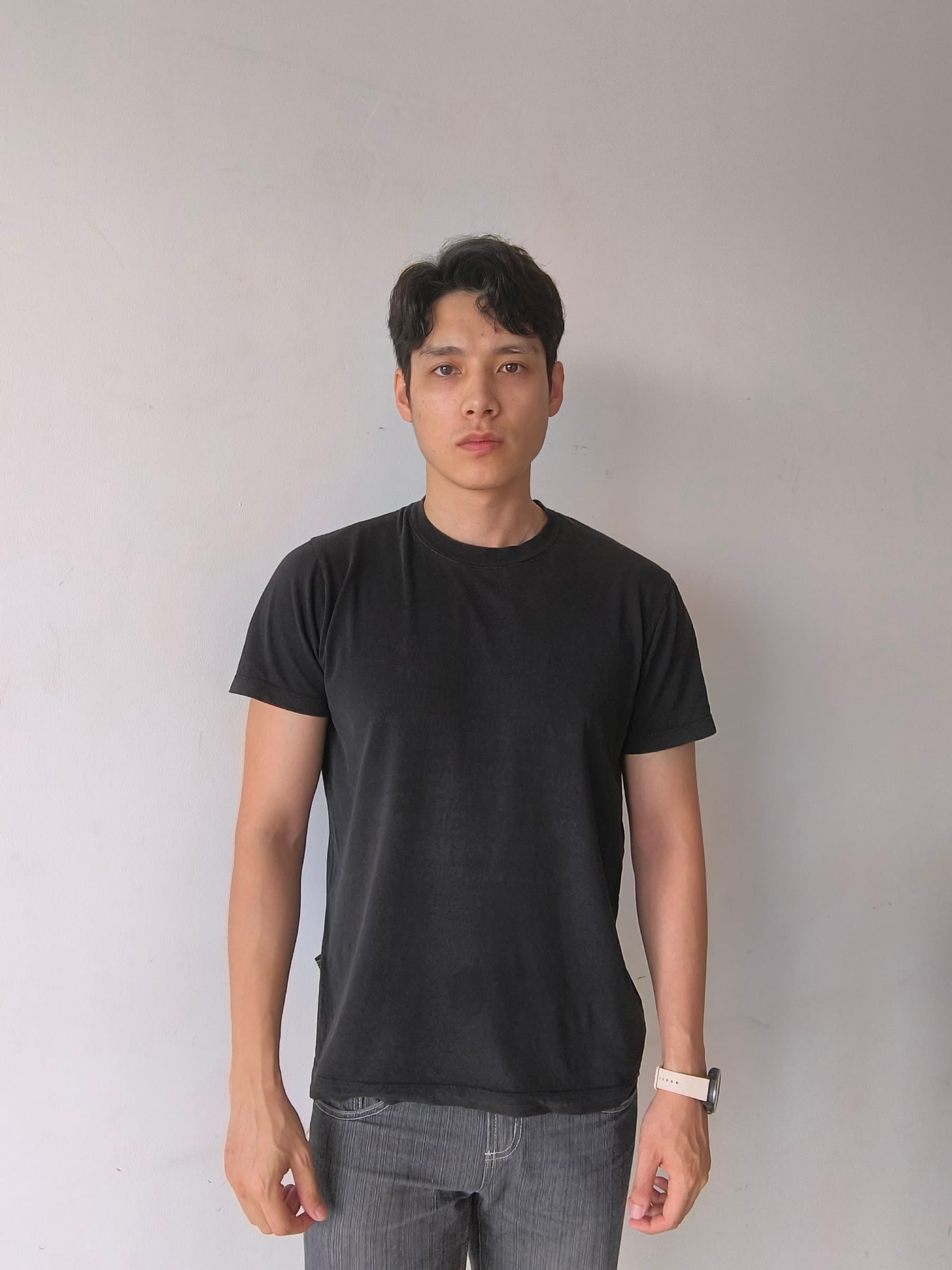 Mos, Polaroids, AG Models